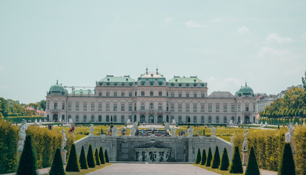 white palace during daytime photo – Free Building Image on Unsplash